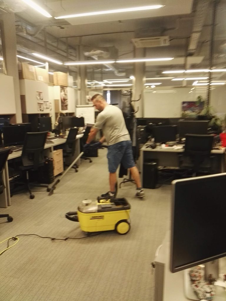 czyszczenie wykładzin w biurach i gabinetach wrocław 2025